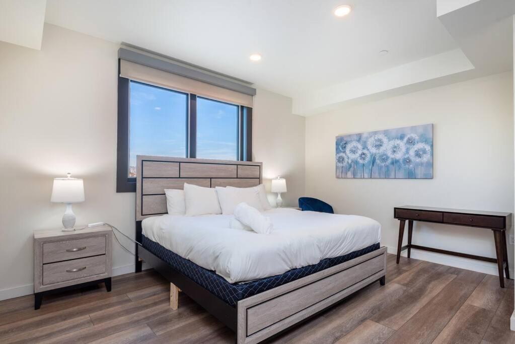 Luxurious Penthouse In Beverly Hills - Sleeps 10 Los Angeles Extérieur photo