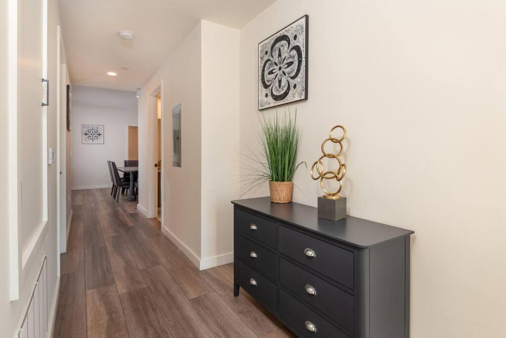 Luxurious Penthouse In Beverly Hills - Sleeps 10 Los Angeles Extérieur photo