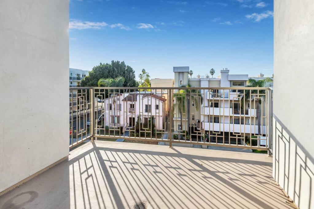Luxurious Penthouse In Beverly Hills - Sleeps 10 Los Angeles Extérieur photo